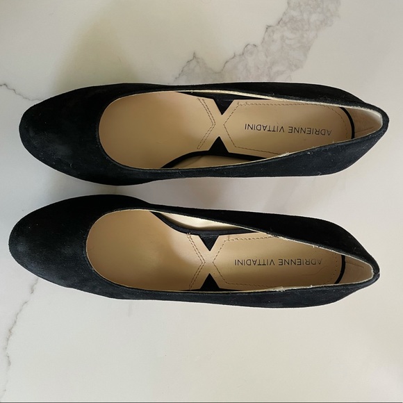Adrienne Vittadini Heel - Only worn once! - Picture 3 of 4
